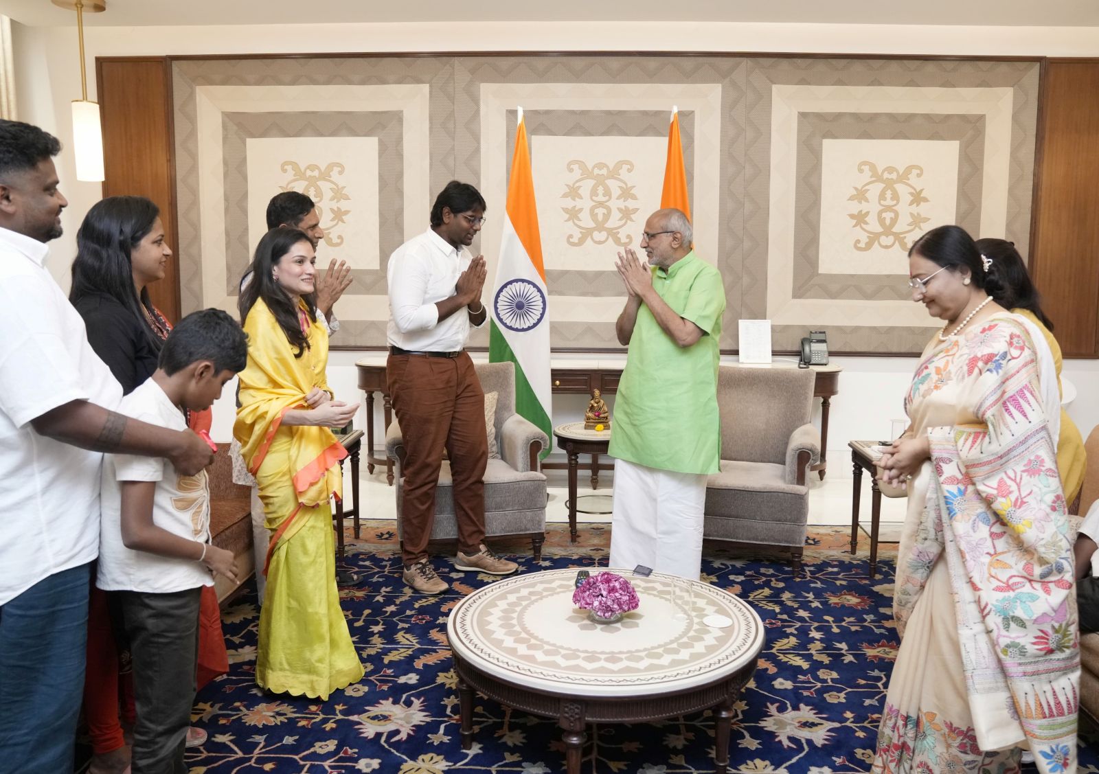 A-Proud-Moment-at-Rashtrapati-Bhavan-Yadhavi-Foundation